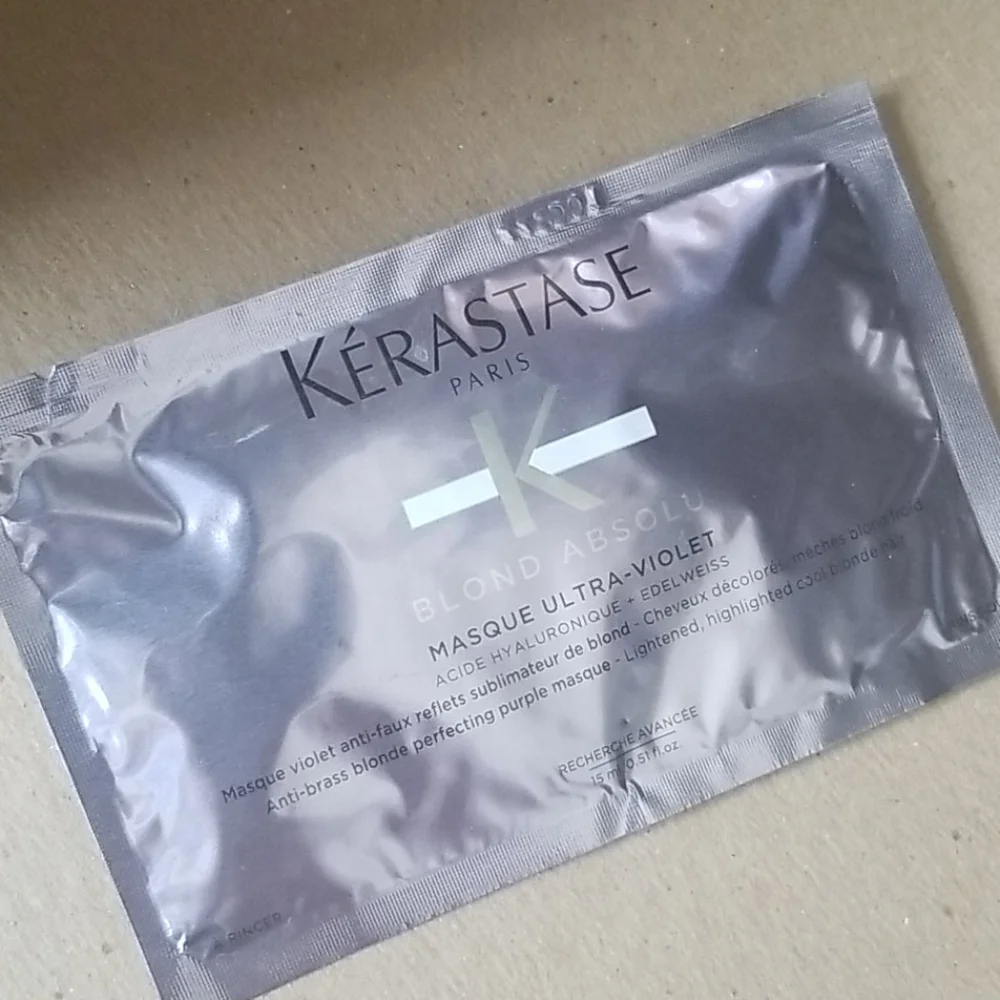4/25 bundle item. Kérastase Hair Blond Absolu Mask Sample Ultra Violet